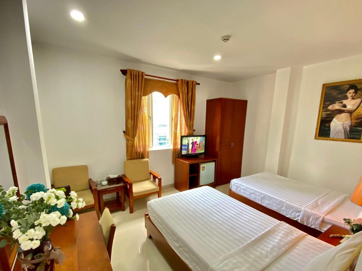 Reddoorz Ruby Star Hotel Truong Dinh Ho Chi Minh City Exterior photo