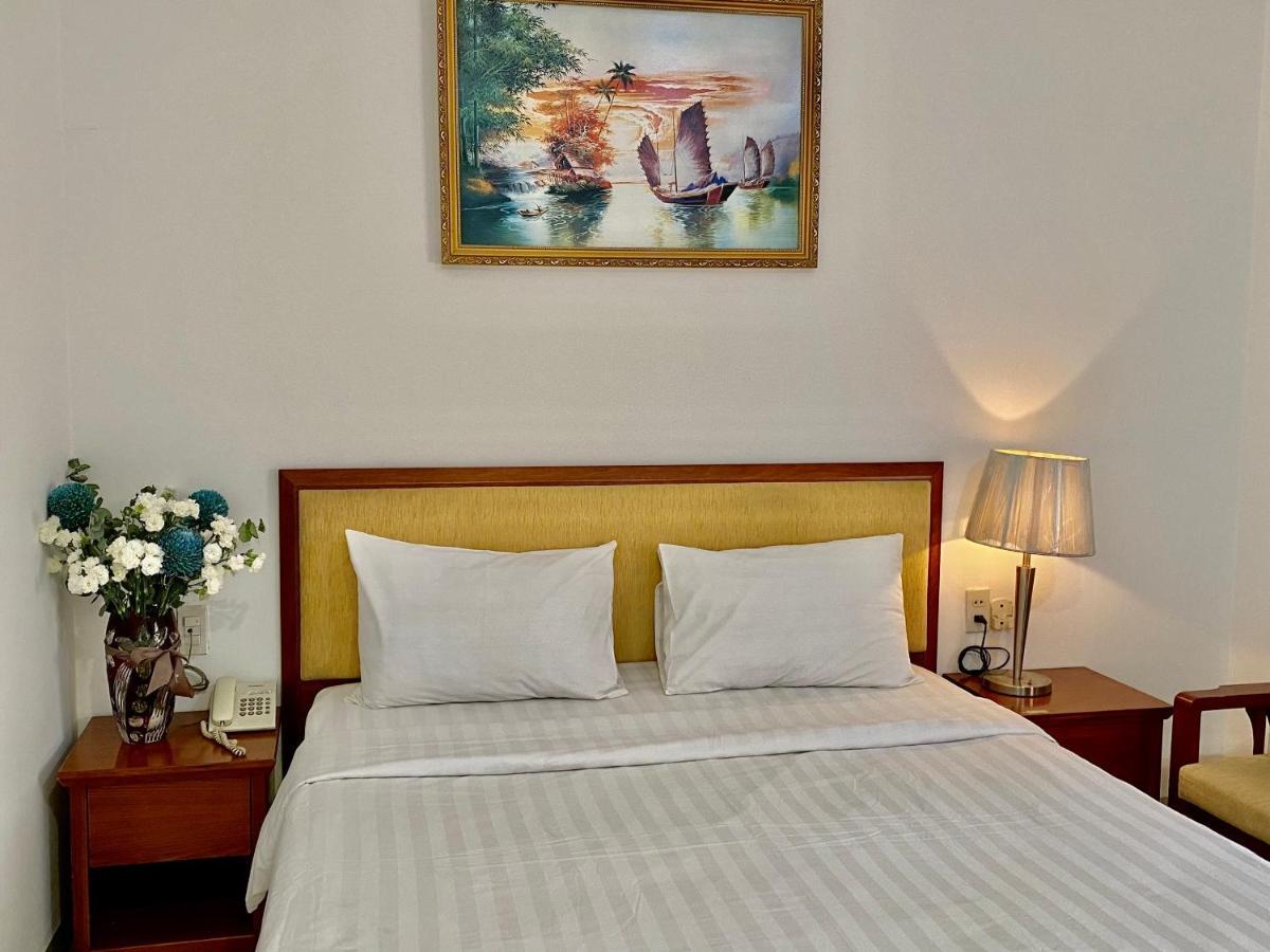 Reddoorz Ruby Star Hotel Truong Dinh Ho Chi Minh City Exterior photo