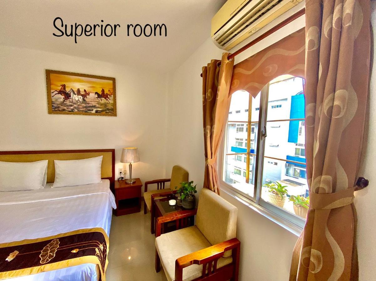 Reddoorz Ruby Star Hotel Truong Dinh Ho Chi Minh City Exterior photo